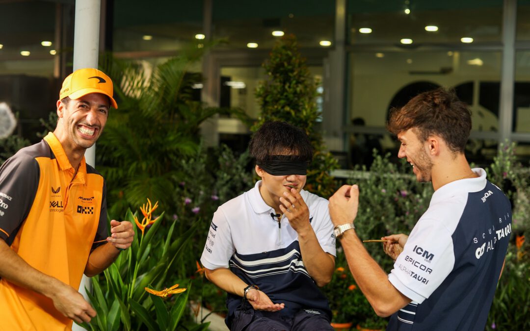 Ricciardo beukt Tsunoda [Video]