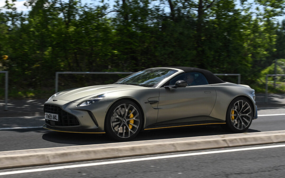 Gespot – De gloednieuwe Vantage Roadster in het wild